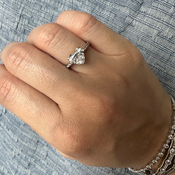 Moissanite carat heart shaped diamond ring 18k